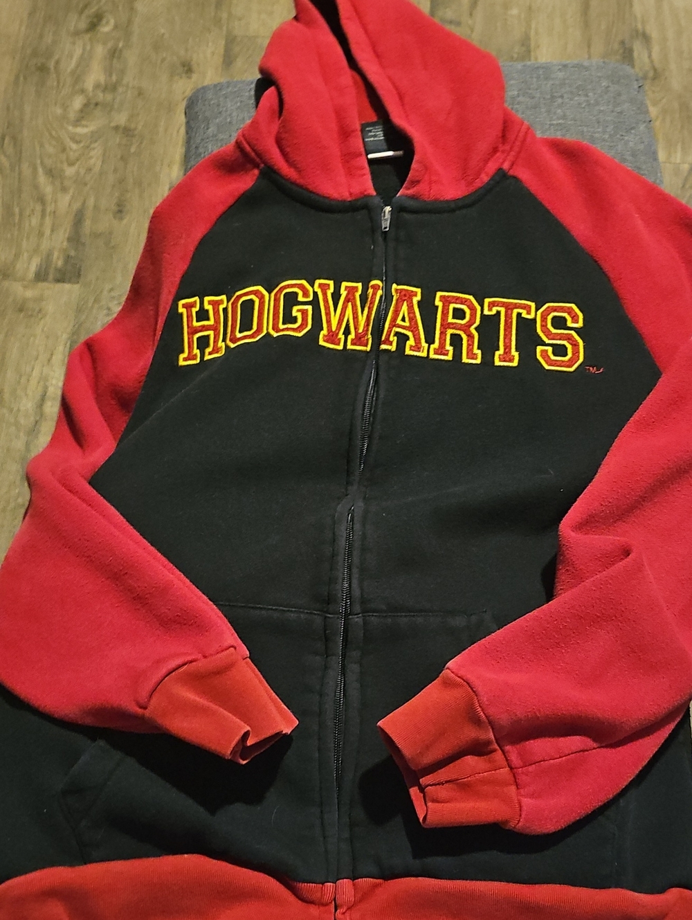 Harry Potter Hogwarts Crest Sweatshirt Coat Hoodie Medium Men Women Embroidered